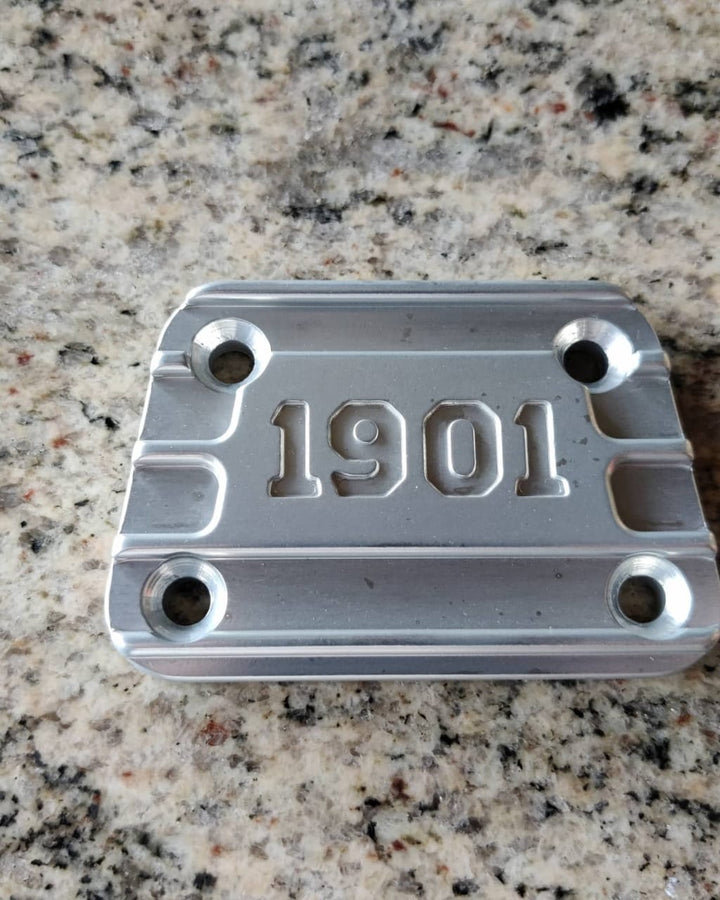 Machined Tappet Cover RE - Chrome image 0