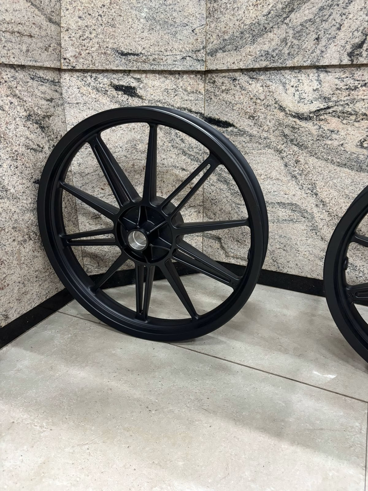 HIMALAYAN 411 ALLOYS ORIGINAL - SCRAM 411 COMPATIBLE TOO image 5