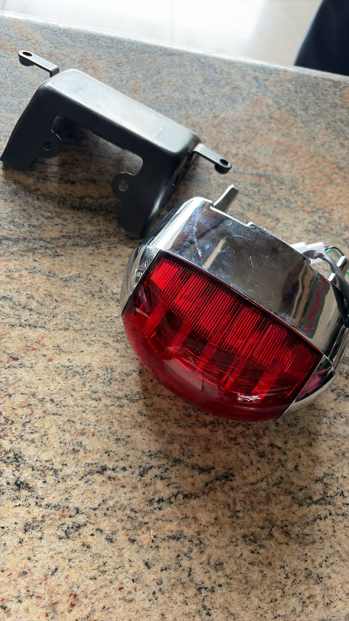 OEM Tail Lamp Assembly with Bracket – Thunderbird 350