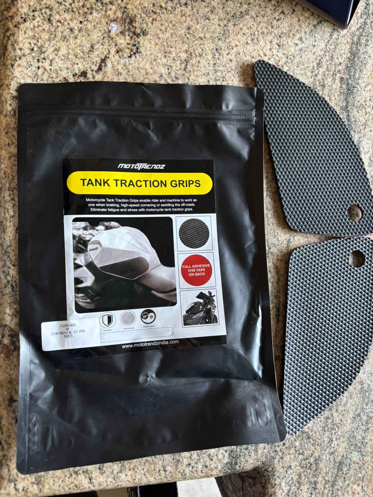 Tank Grip - Continental GT 650 | Mototrendz
