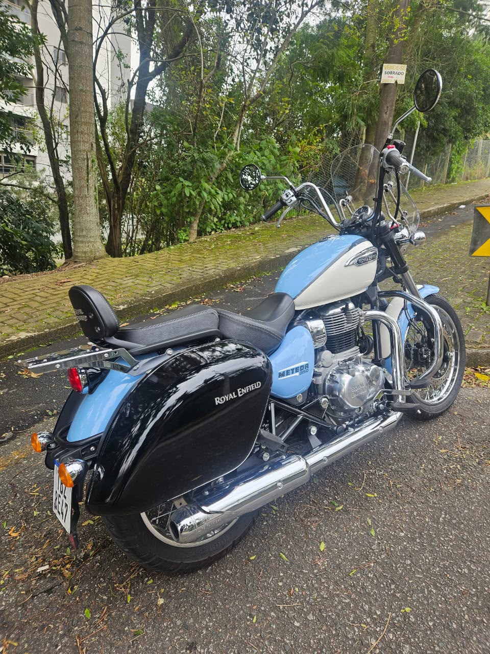 ORIGINAL PANNIER BOXES WITH MOUNTS - METEOR 350 (INCLUDES SHIPPING)