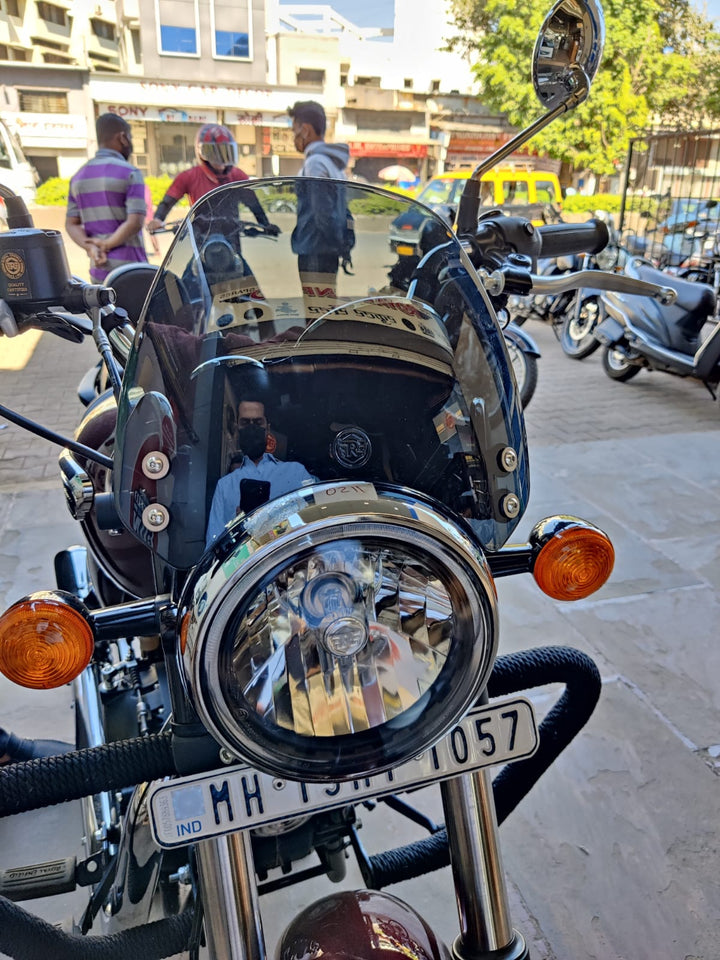 Meteor Windshield Black - Original Royal Enfield image 0