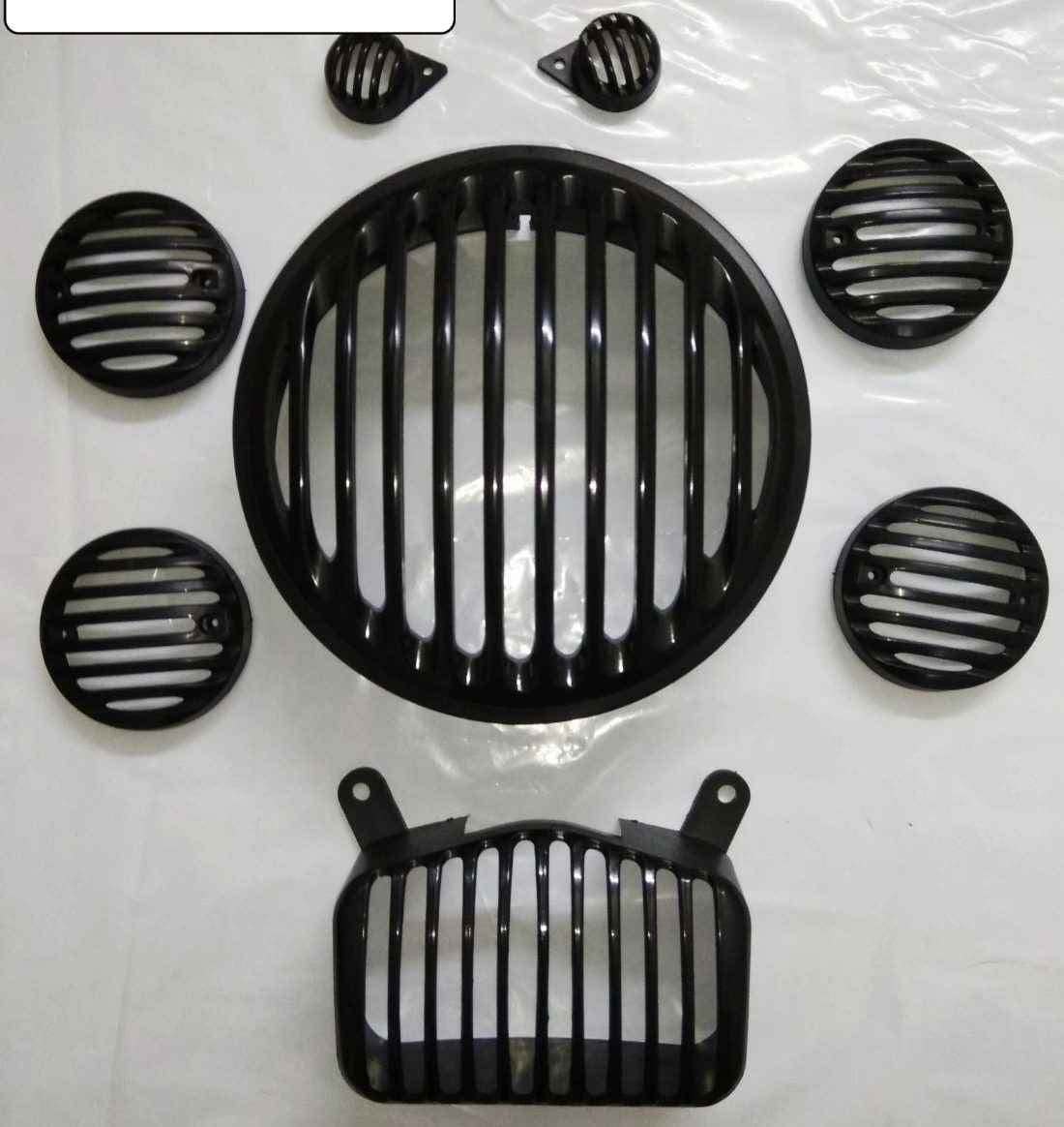 Metal Light Grill Set for Royal Enfield Standard 350/500 & Electra 350 – 8-Piece Set, Fits All RE New Engine Models (Post-2008)