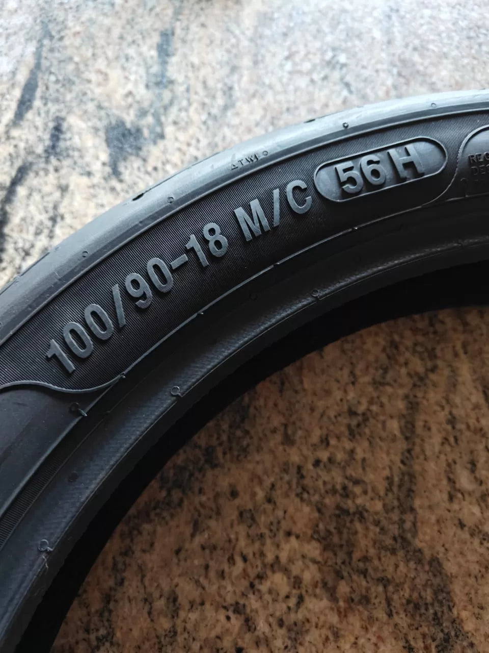 MRF ZAPPER HYKE - INTERCEPTOR & GT 650 TYRES image 6