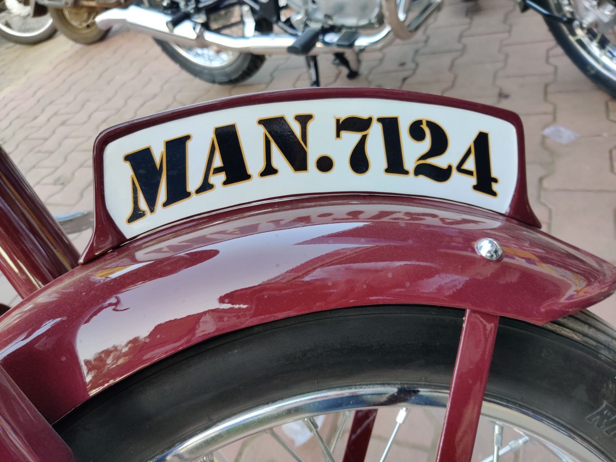 Front Mudguard Number Plate Throttle&thump